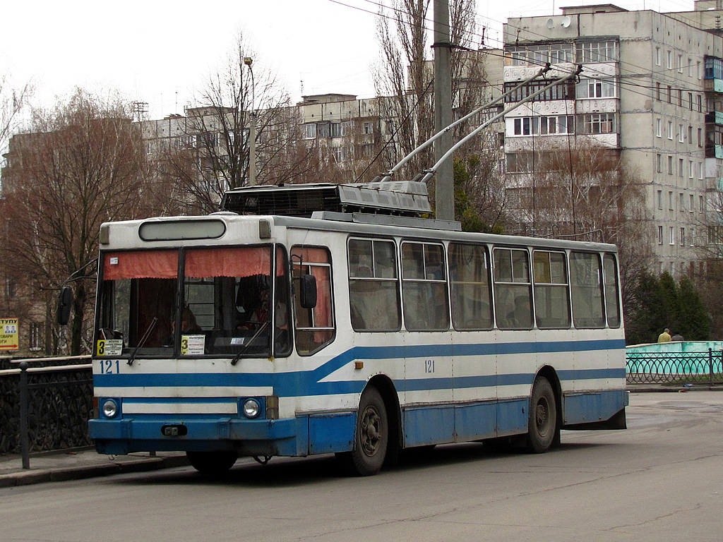 Rivne, YMZ T2 # 121
