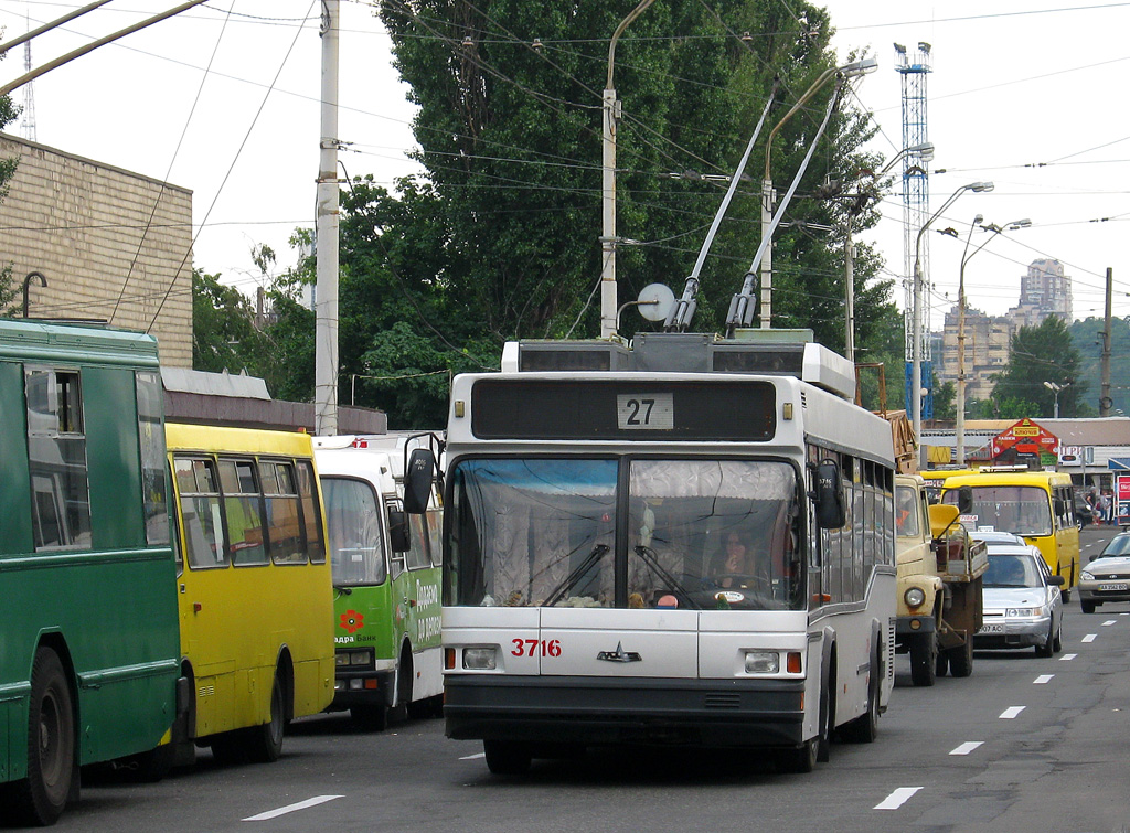 Kijów, MAZ-103T Nr 3716