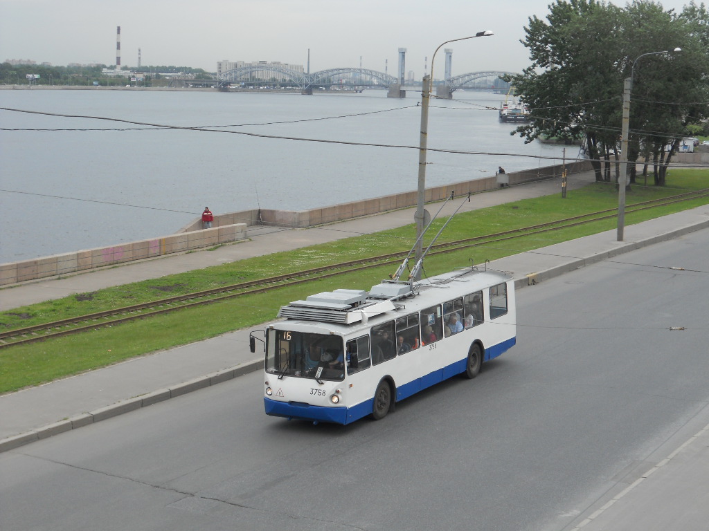 Sanktpēterburga, VZTM-5284 № 3758