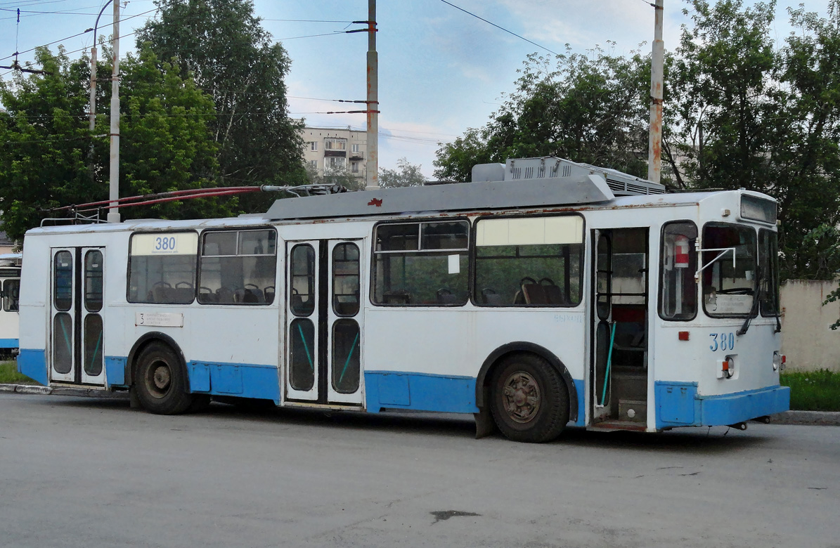 Jekatěrinburg, BTZ-5276-01 č. 380
