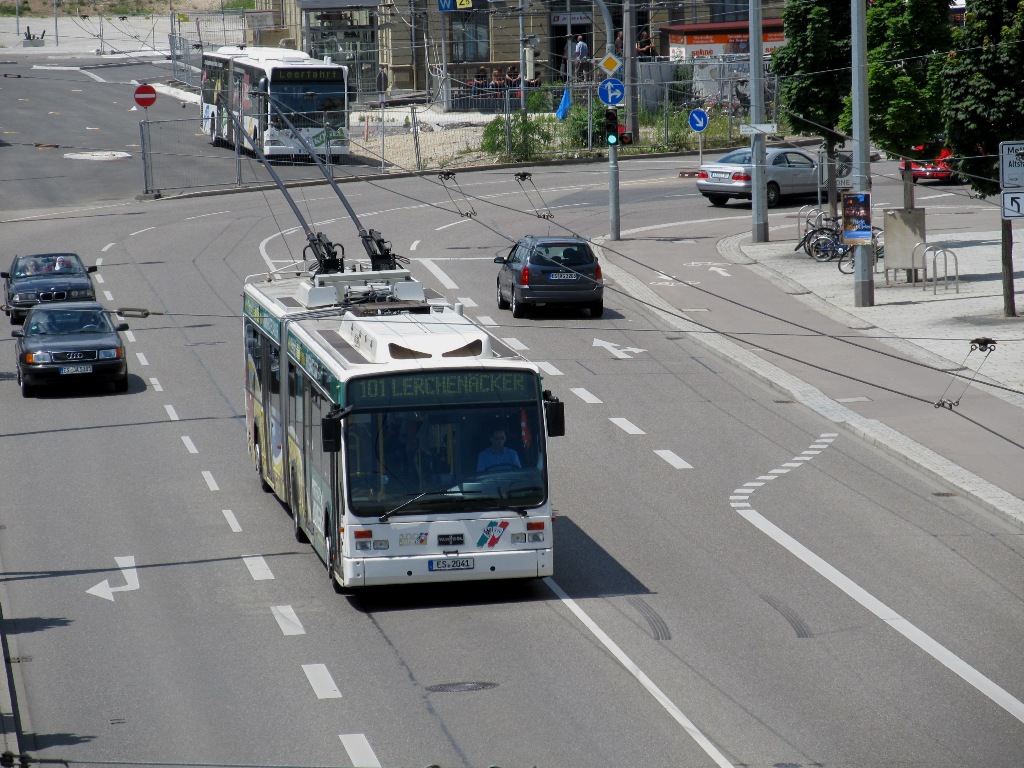 Эслинген, Van Hool AG 300T № 212