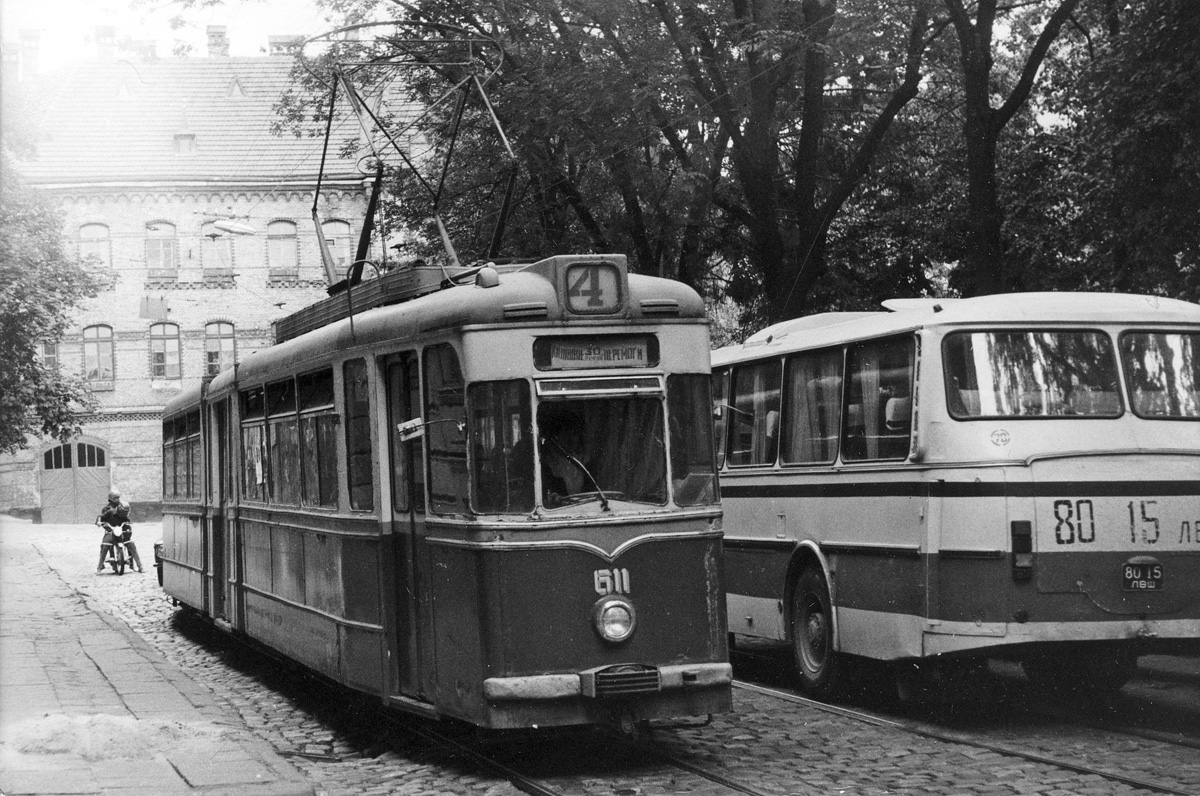 Lvov, Gotha G4-61 č. 611-711