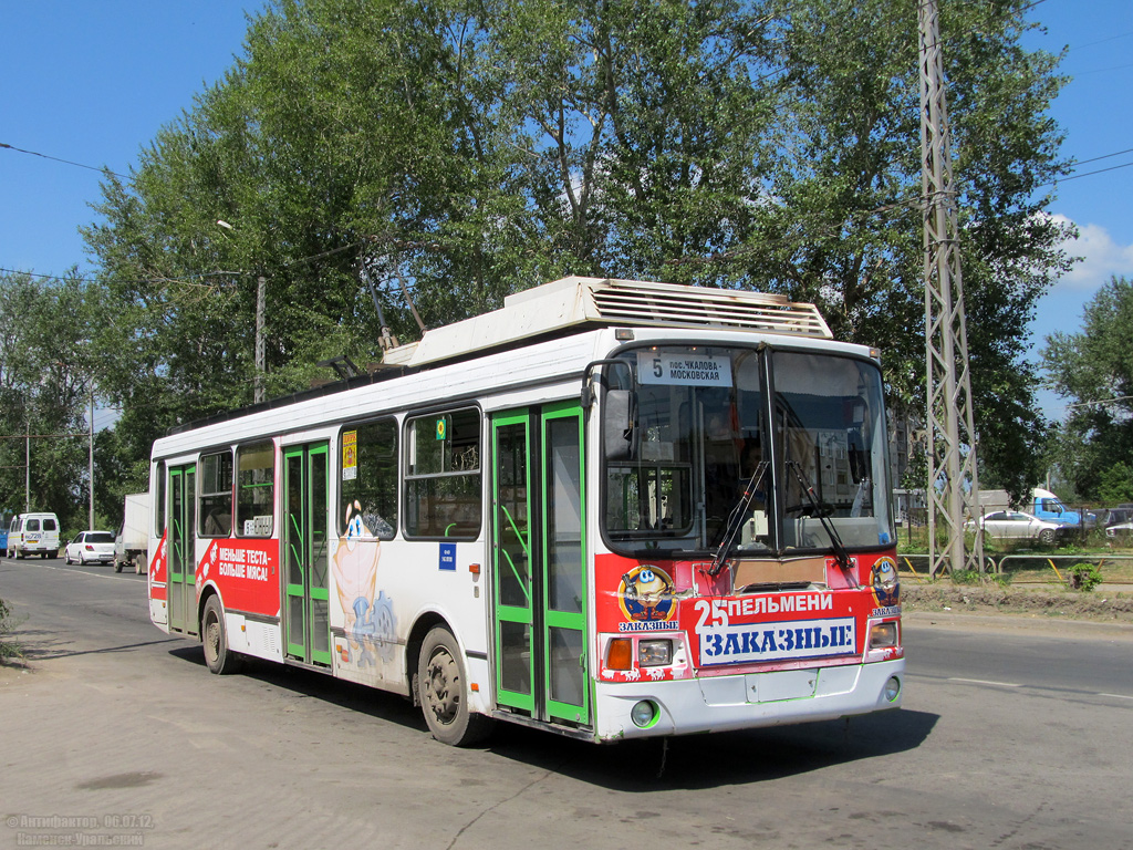 Kamensk-Uralsky, LiAZ-5280 (VZTM) № 25