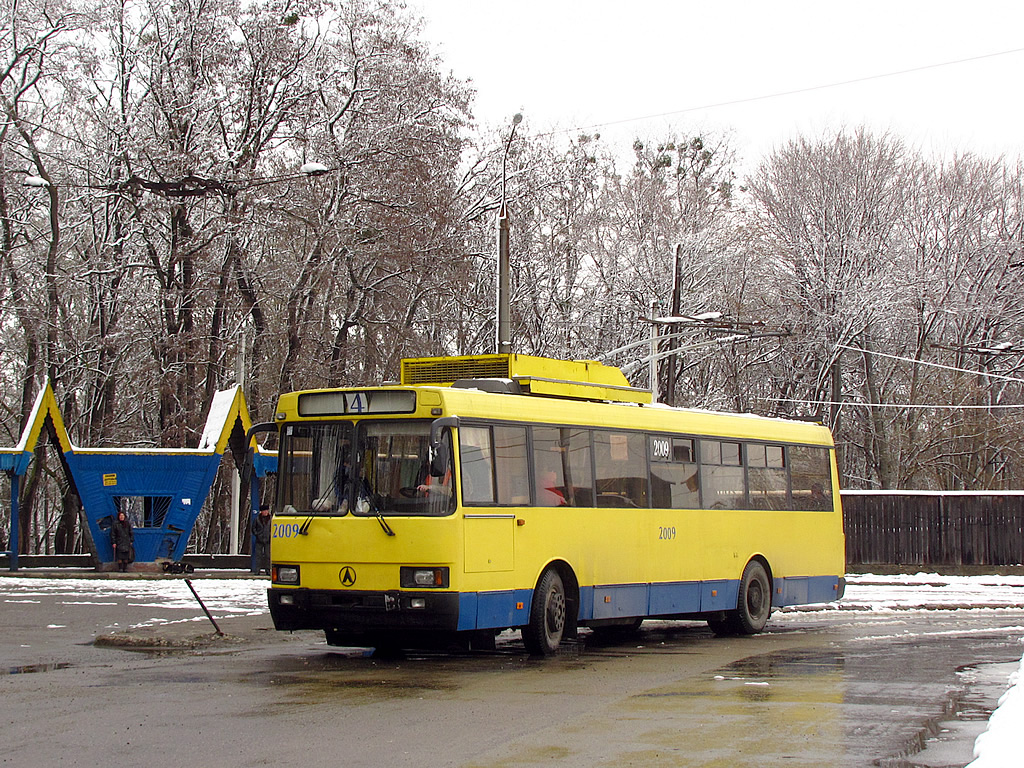 Черновцы, ЛАЗ-52522 № 2009; Черновцы — Конечные остановки