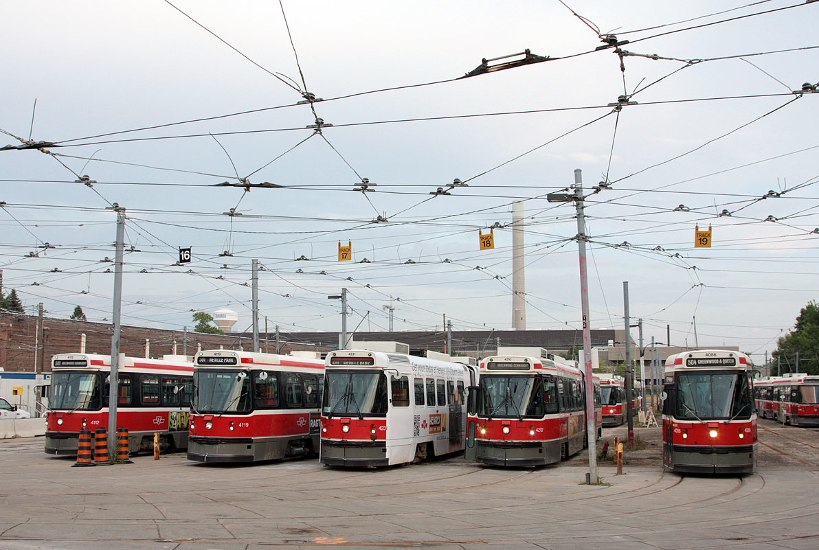 Toronto, UTDC ALRV № 4210; Toronto, UTDC CLRV № 4086; Toronto — Russell (Connaught) Carhouse