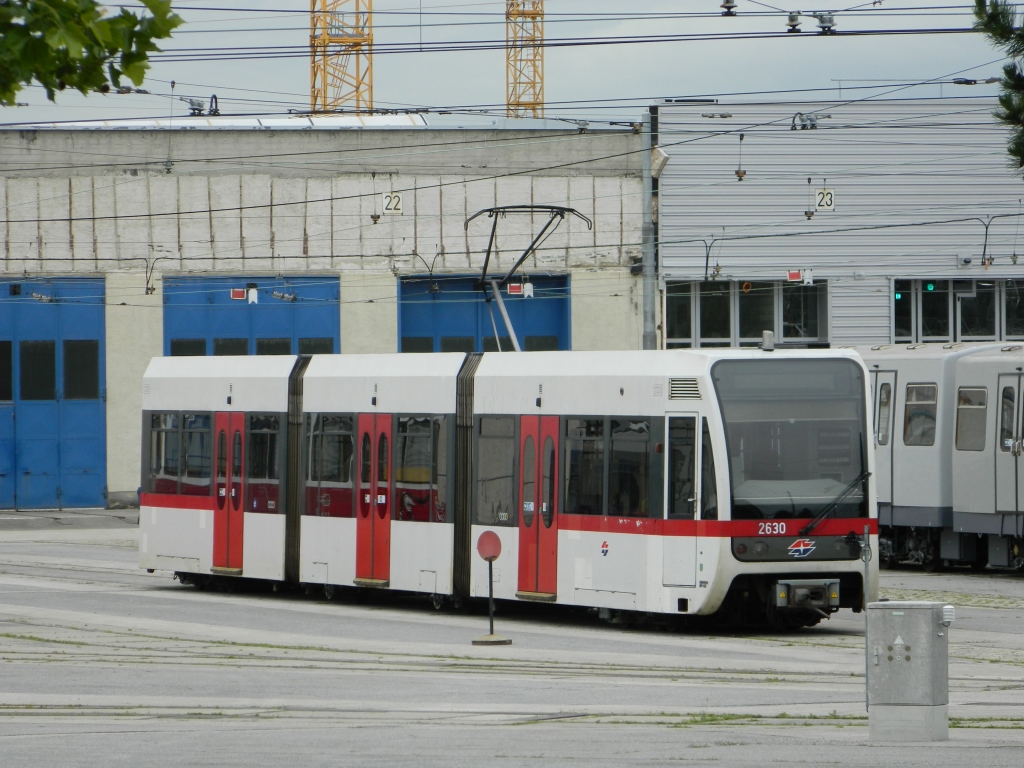 Viin, Bombardier Type T № 2630; Viin — Stadtbahn
