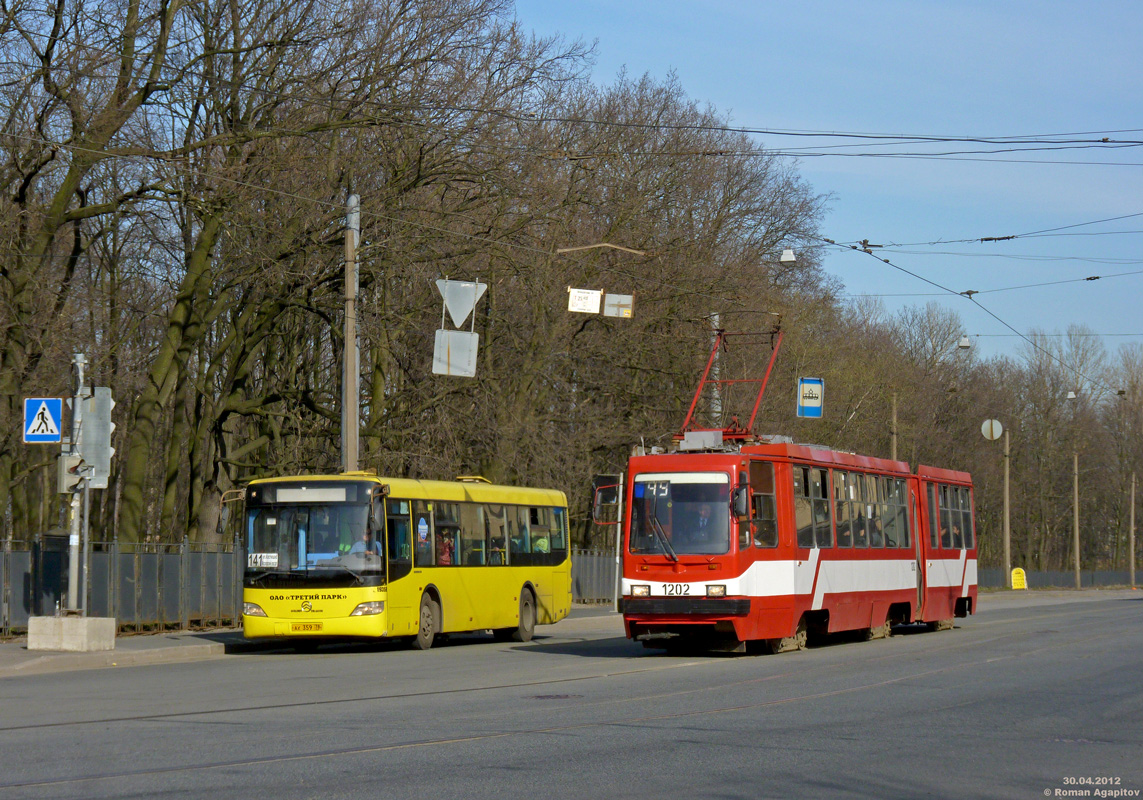 Санкт-Петербург, 71-147А (ЛВС-97А) № 1202