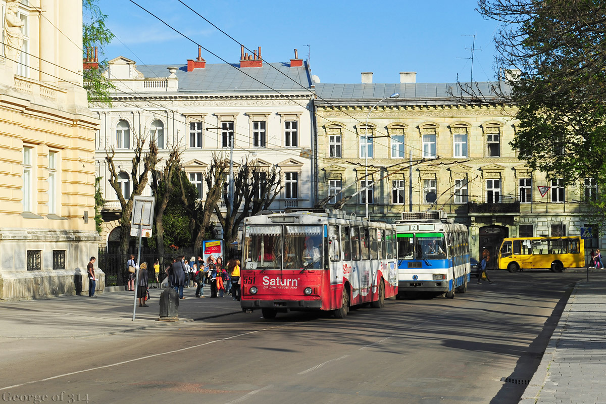 Львов, Škoda 14Tr89/6 № 551