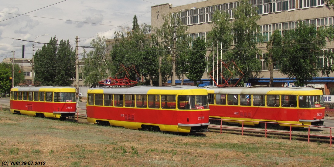 Волгоград, Tatra T3SU (двухдверная) № 2483; Волгоград, Tatra T3SU (двухдверная) № 2615; Волгоград, Tatra T3SU (двухдверная) № 2622