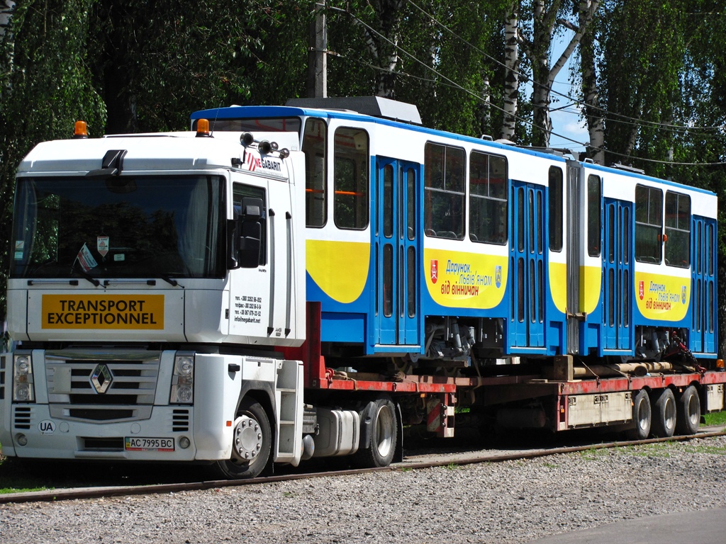 Винница, Tatra KT4SU № 213; Винница — Отправка вагонов во Львов
