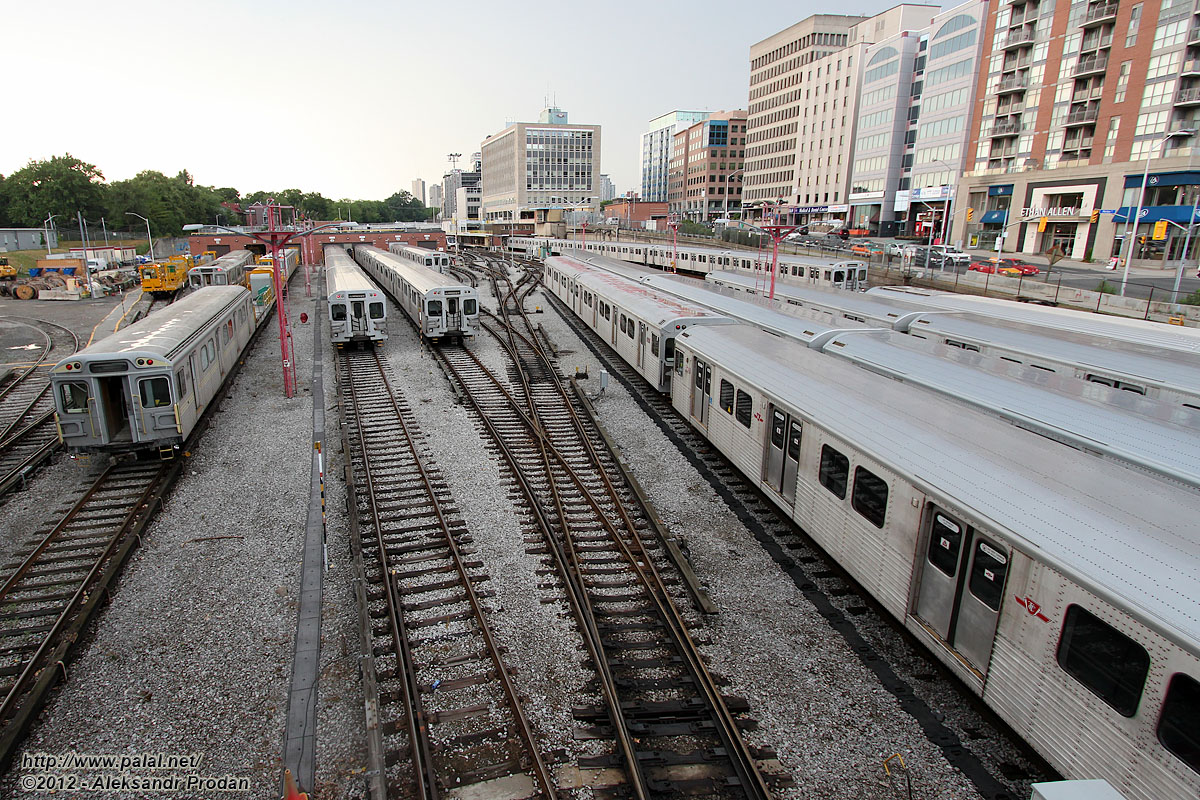 Toronto — Davisville Yard