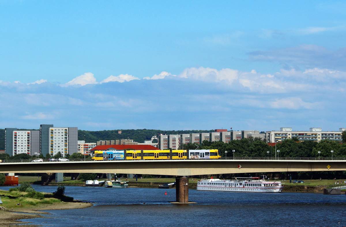 Drezno — Trams and bridges