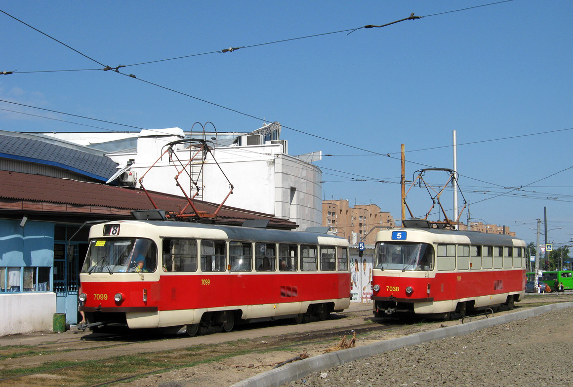 Харкаў, Tatra T3SUCS № 7099; Харкаў, Tatra T3SUCS № 7038