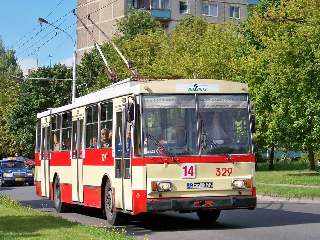 Каунас, Škoda 14Tr № 329