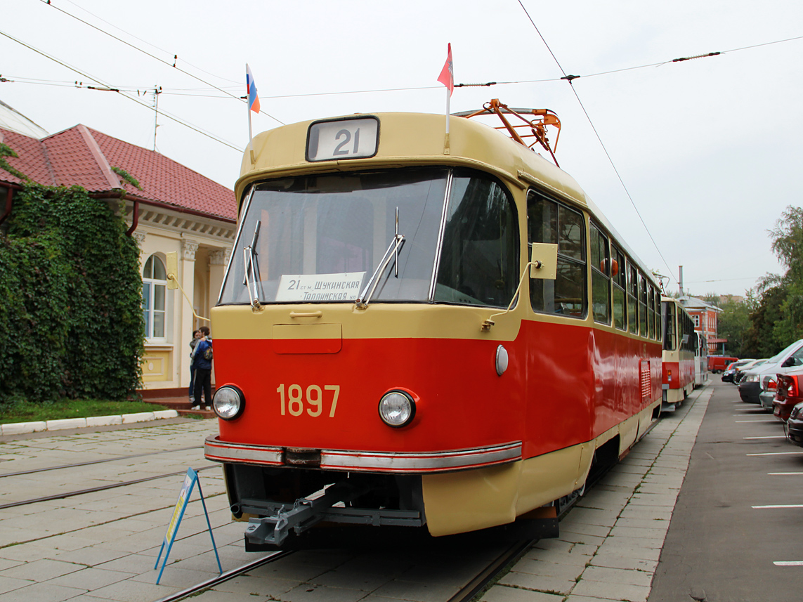 Moskau, Tatra T3SU (2-door) Nr. 1897; Moskau — Exhibition of retro technology in honor of the City Day on September 2, 2012