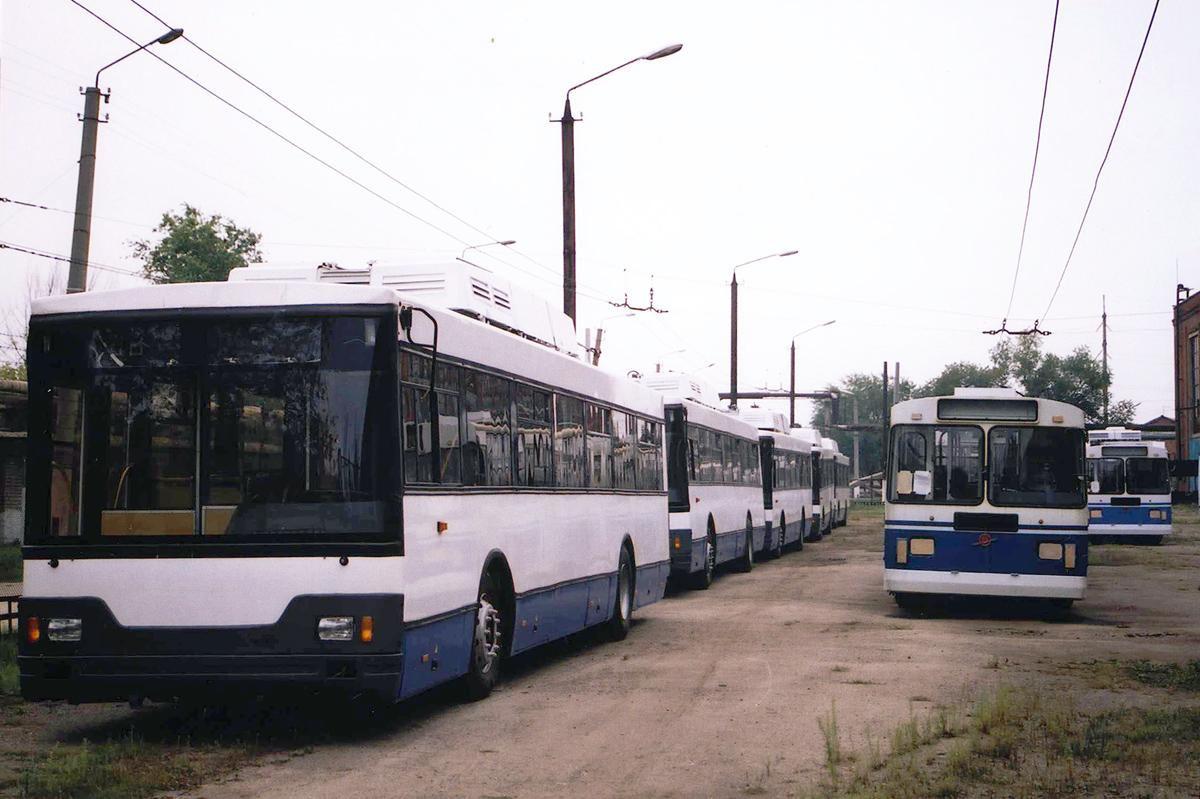恩格斯城 — New and experienced trolleybuses ZAO "Trolza"; 恩格斯城 — Trolleybus plant