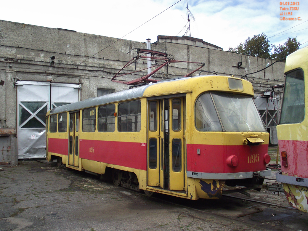 Ulyanovsk, Tatra T3SU # 1195