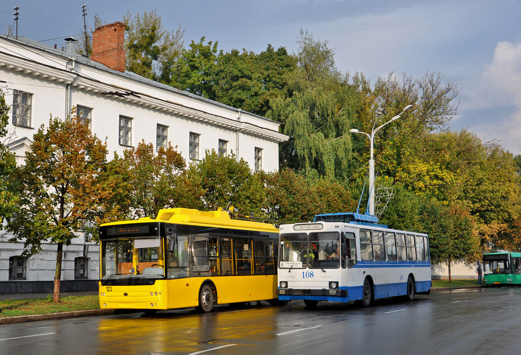 波塔瓦, Bogdan T70110 # 123; 波塔瓦, YMZ T2 # 108; 波塔瓦 — Travelling on trolleybus Bogdan T701.10 № 123 on the 50th anniversary of the Poltava trolleybus