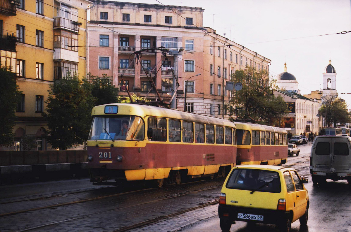 Тверь, Tatra T3SU № 201; Тверь — Тверской трамвай на рубеже XX и XXI вв. (2000 — 2001 гг.); Тверь — Трамвайные линии: Новый Волжский мост