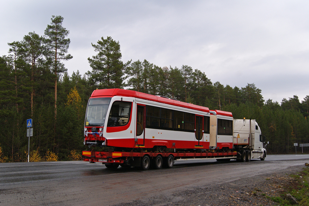 Sankt-Peterburg, 71-631-02 № 7400; Ust-Katav — Tram cars for St. Petersburg