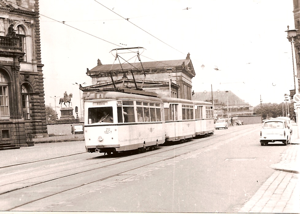 Дрезден, LOWA ET54 № 212 102; Дрезден — Старые фотографии (трамвай)