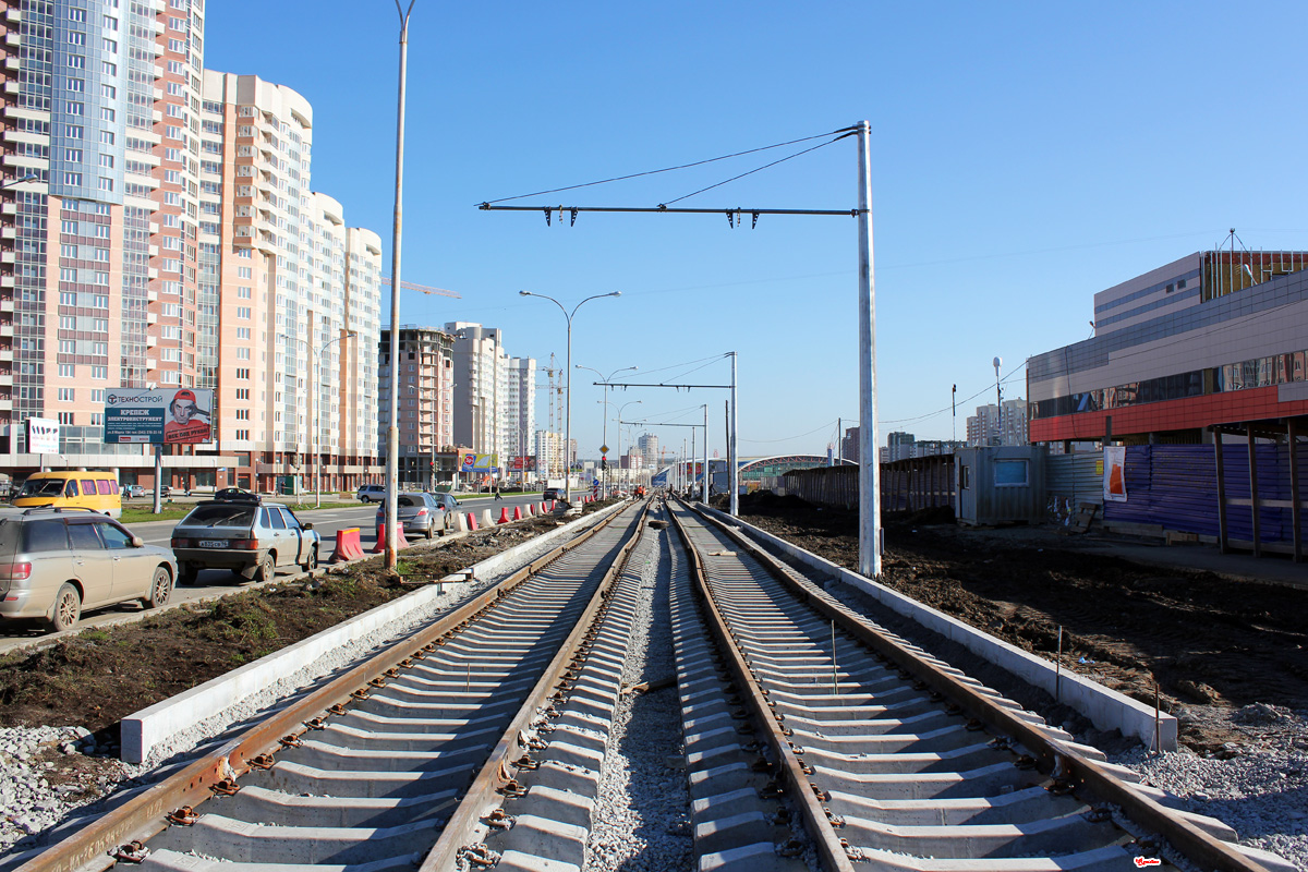 Jekaterinburga — The construction of a tram line along the street Fucik