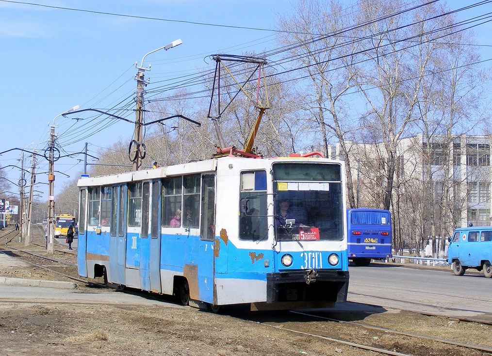 Habárovszk, 71-608K — 300