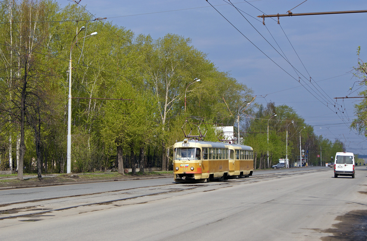 Екатеринбург, Tatra T3SU № 323