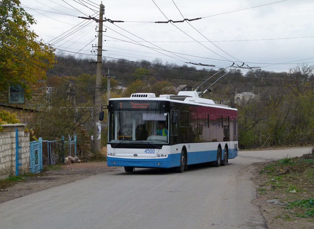 Trolleybus de Crimée, Bogdan T80110 N°. 4500