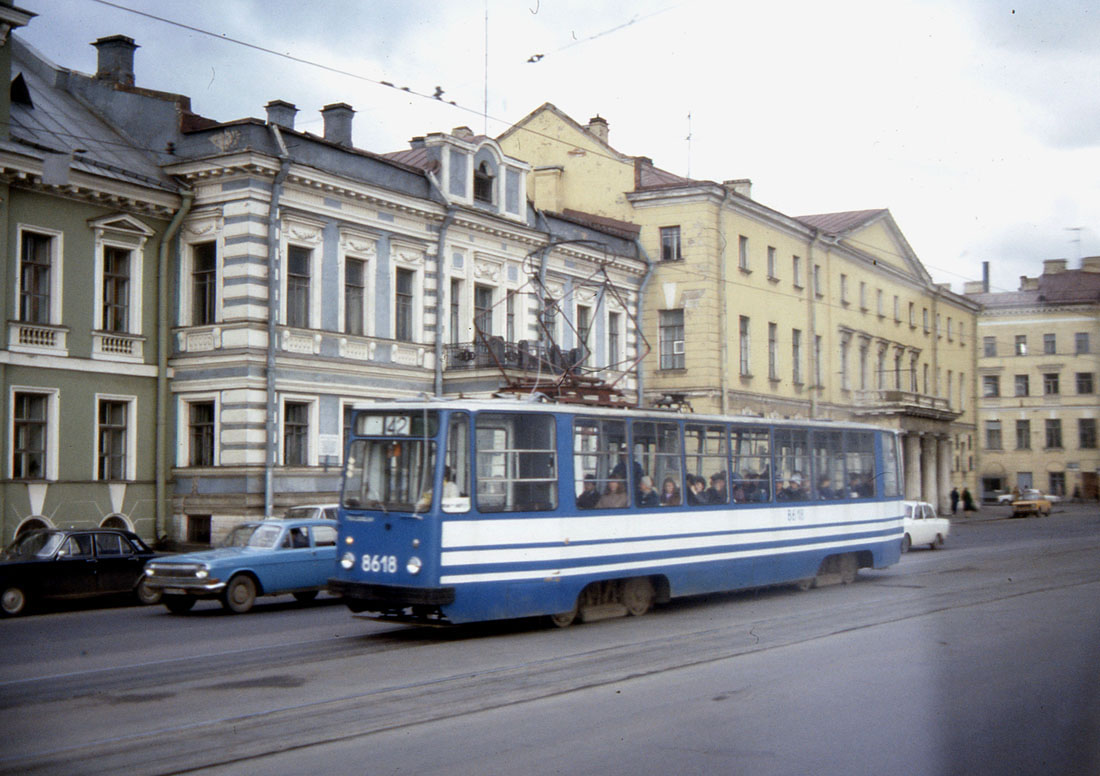 Санкт-Петербург, ЛМ-68М № 8618