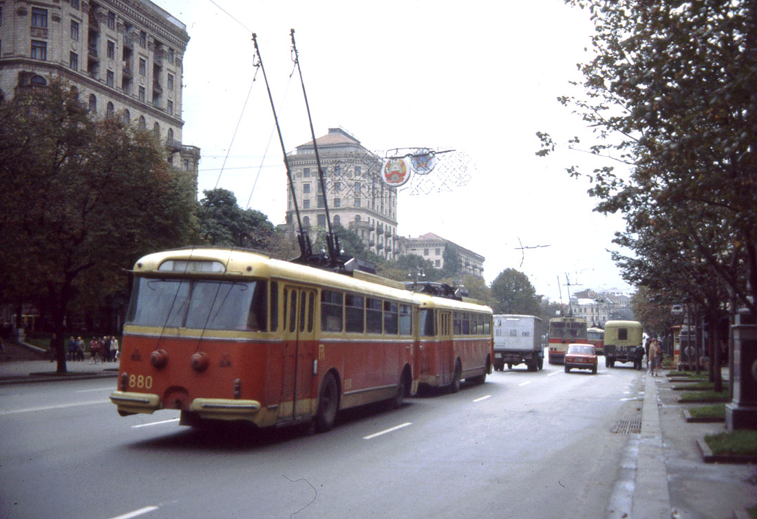 Киев, Škoda 9Tr11 № 879; Киев, Škoda 9Tr11 № 880