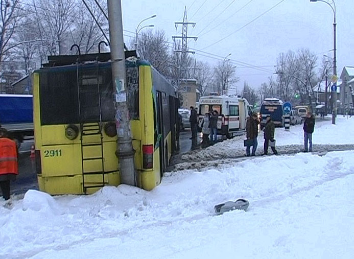 Kyiv, LAZ E183D1 № 2911; Kyiv — Incidents