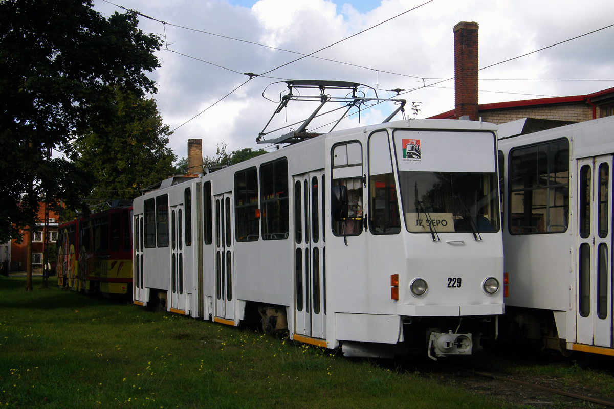 Лиепая, Tatra KT4SU № 229