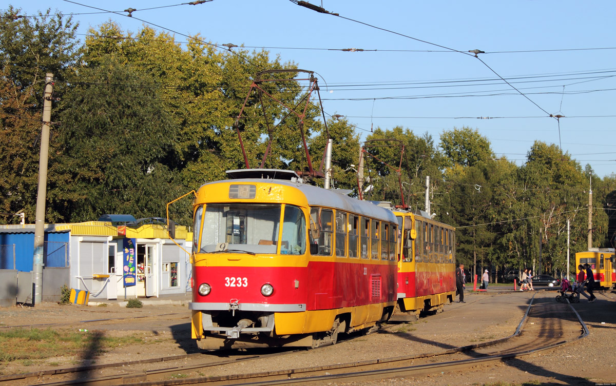 Barnaul, Tatra T3SU # 3233