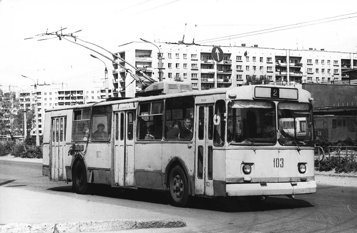 Тверь, ЗиУ-682В № 103; Тверь — Старые фотографии (1917—1991); Тверь — Троллейбусные линии: Московский район
