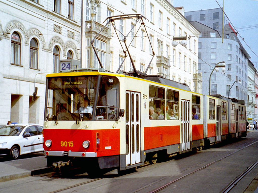 Прага, Tatra KT8D5 № 9015
