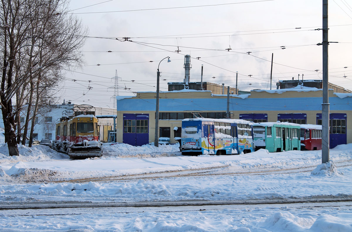 Kazanė, 71-132 (LM-93) nr. 1323; Kazanė — Kabushkin tram depot