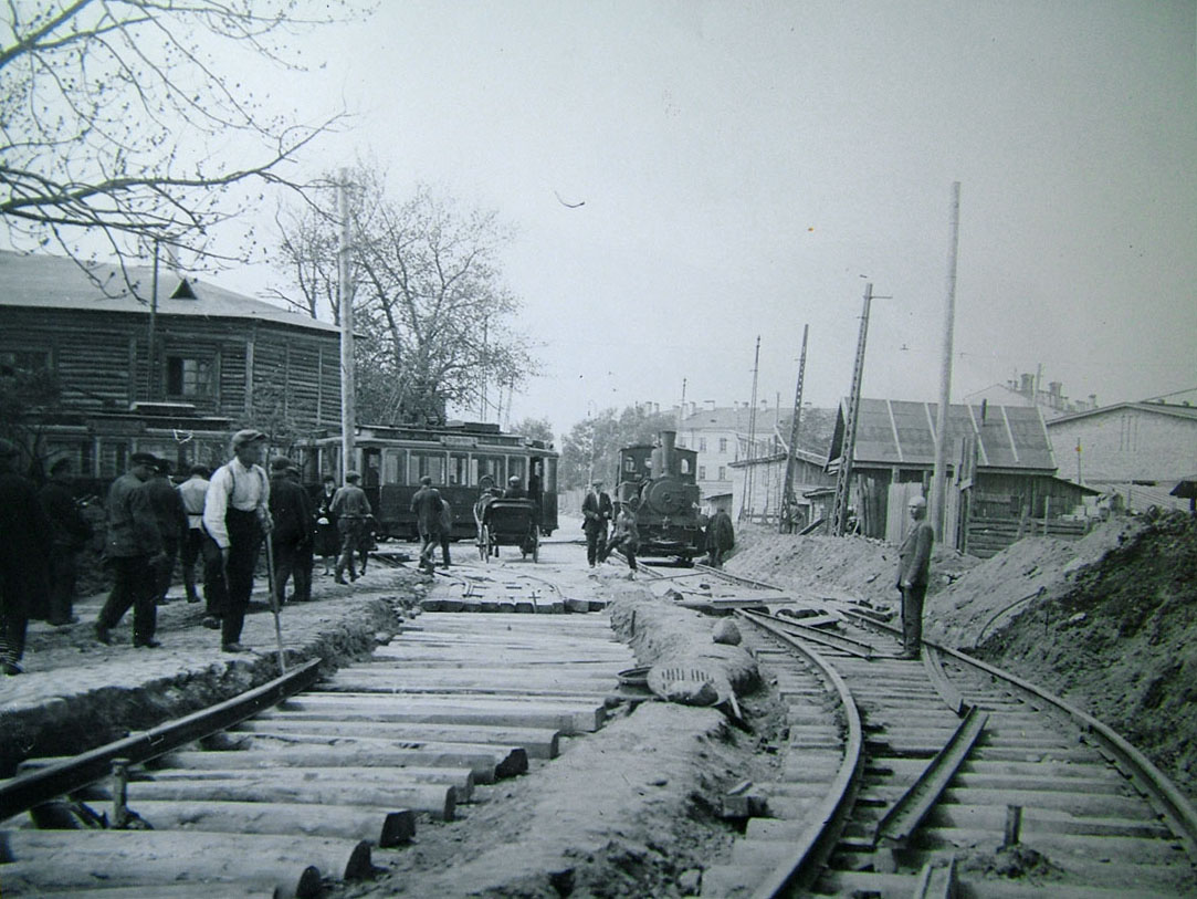 Sankt Petersburg — Historic Photos of Tramway Infrastructure