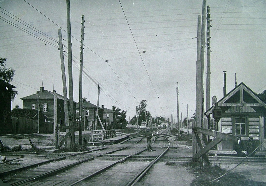 Szentpétervár — Historic Photos of Tramway Infrastructure; Szentpétervár — The Oranela Suburban Electric Line