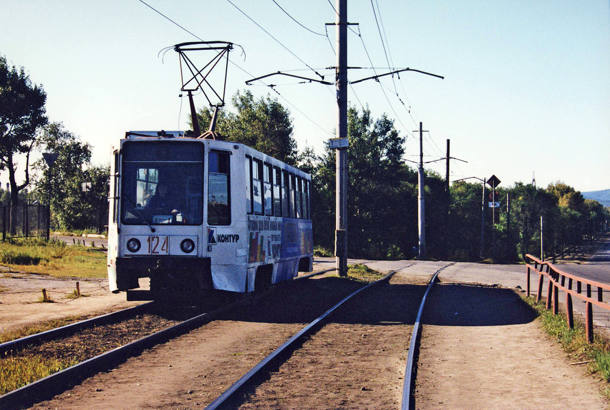 Хабаровск, 71-608К № 124
