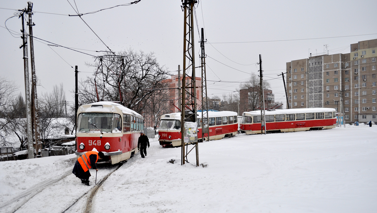 Донецк, Tatra T3SU № 948 (3948); Донецк, Tatra T3SU № 950 (3950); Донецк, Tatra T3SU № 941 (3941); Донецк — Снегопад-2013