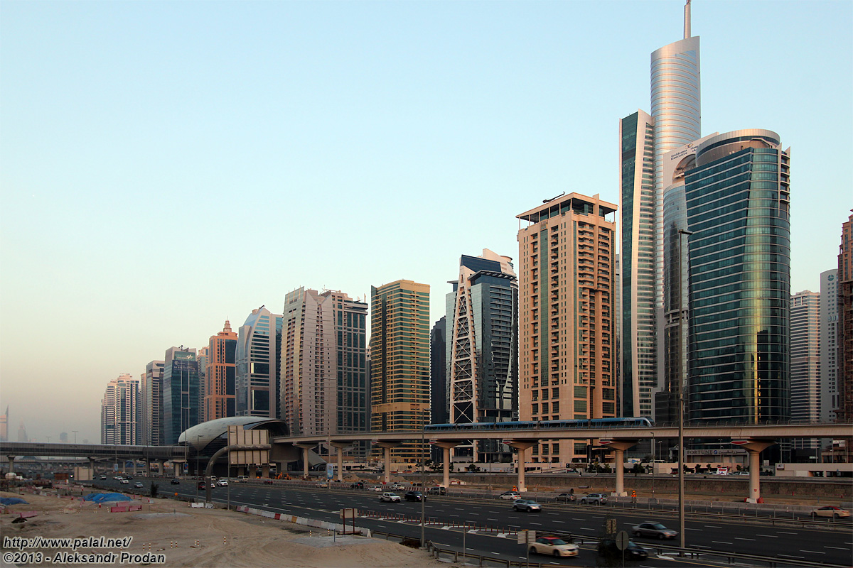 Дубай — Метрополитен — Красная линия; Дубай — Метрополитен — Разные фотографии