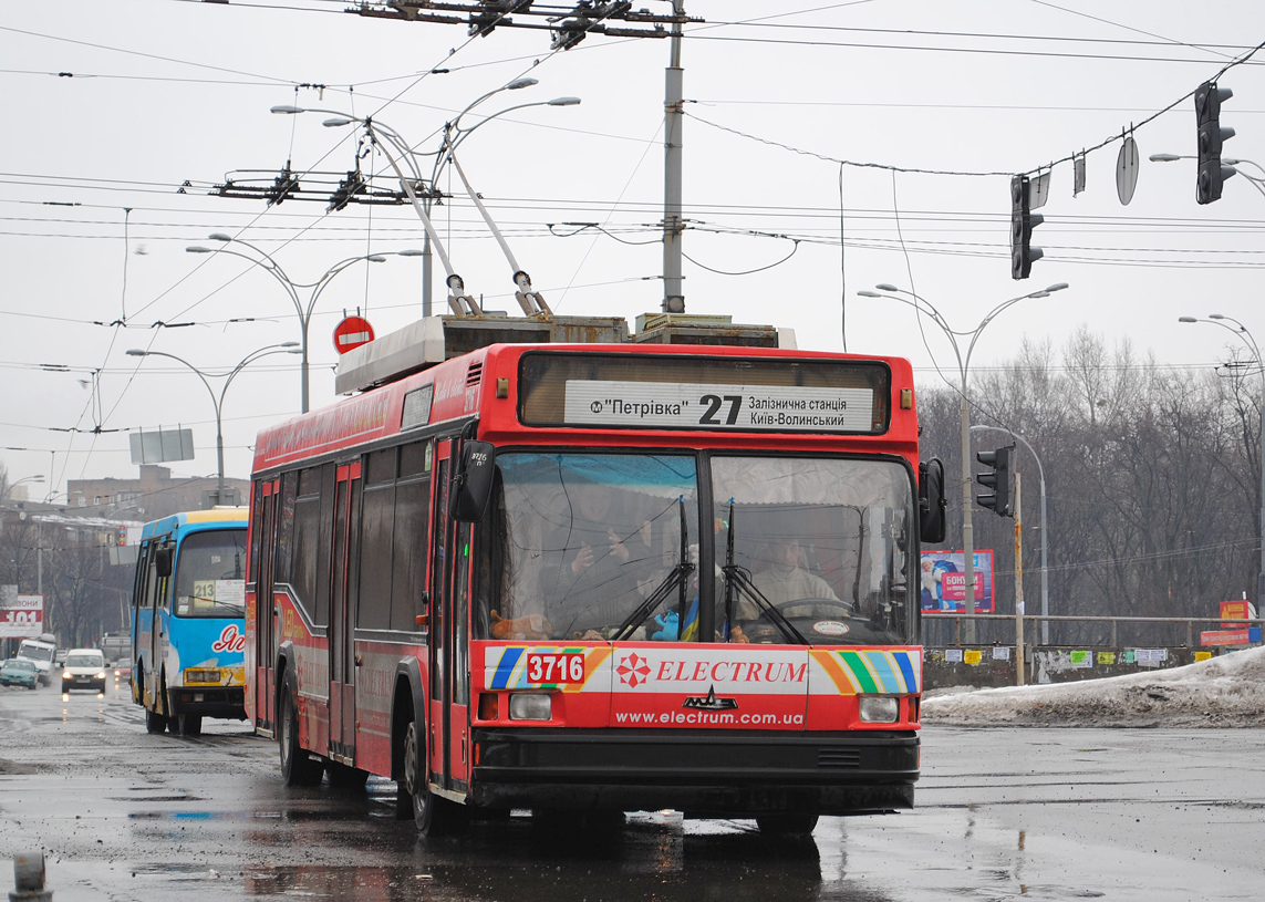 Kijów, MAZ-103T Nr 3716