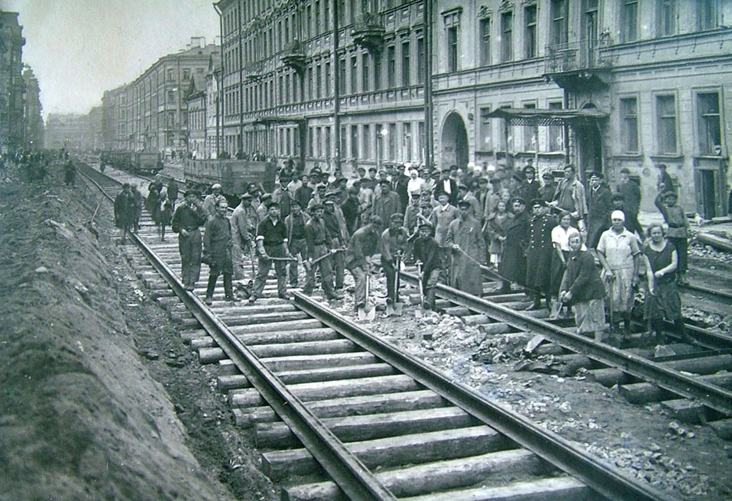 Saint-Petersburg — Historic Photos of Tramway Infrastructure