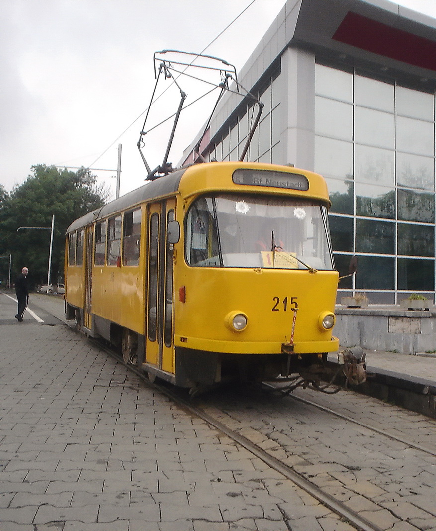 Władykaukaz, Tatra T4D-MI Nr 215