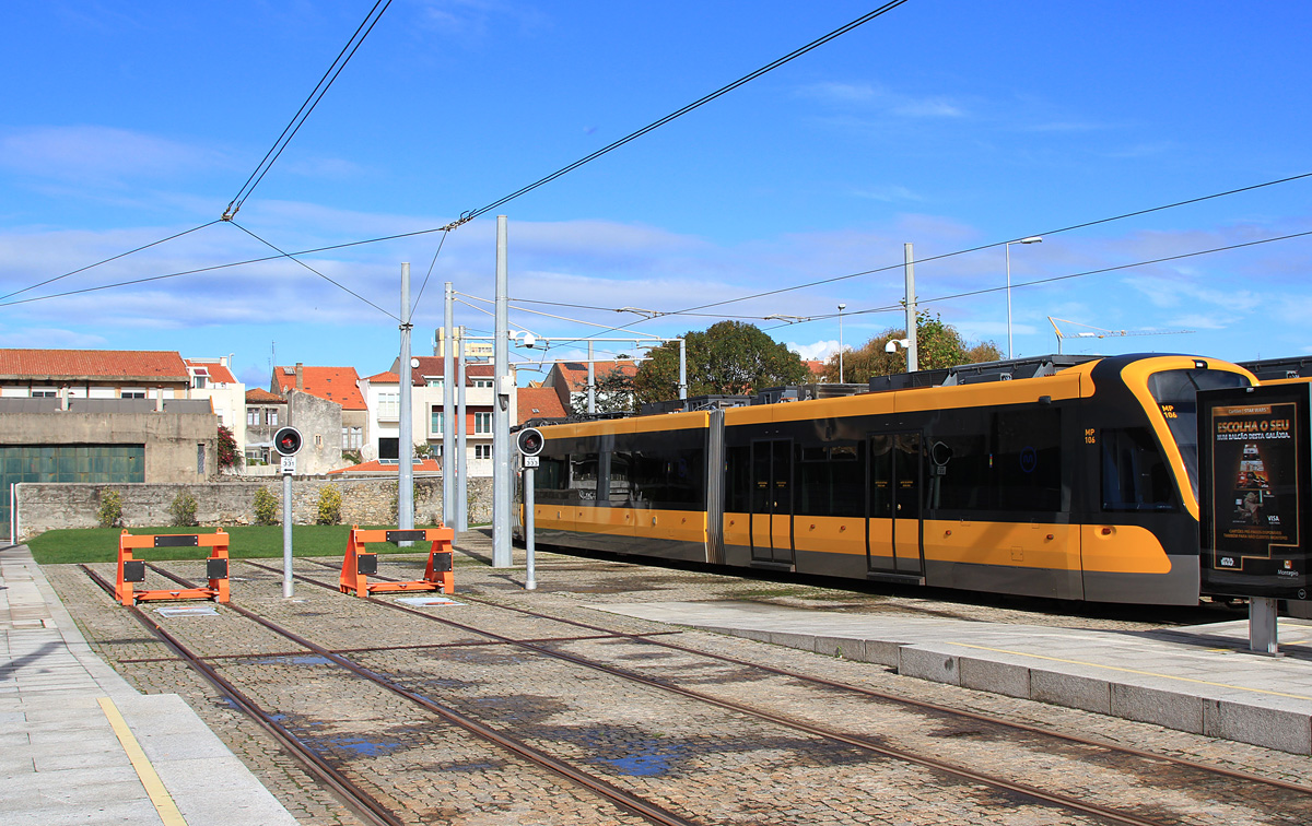 Porto, Bombardier Flexity Swift — MP106; Porto — Modern Tram — Miscellaneous photos