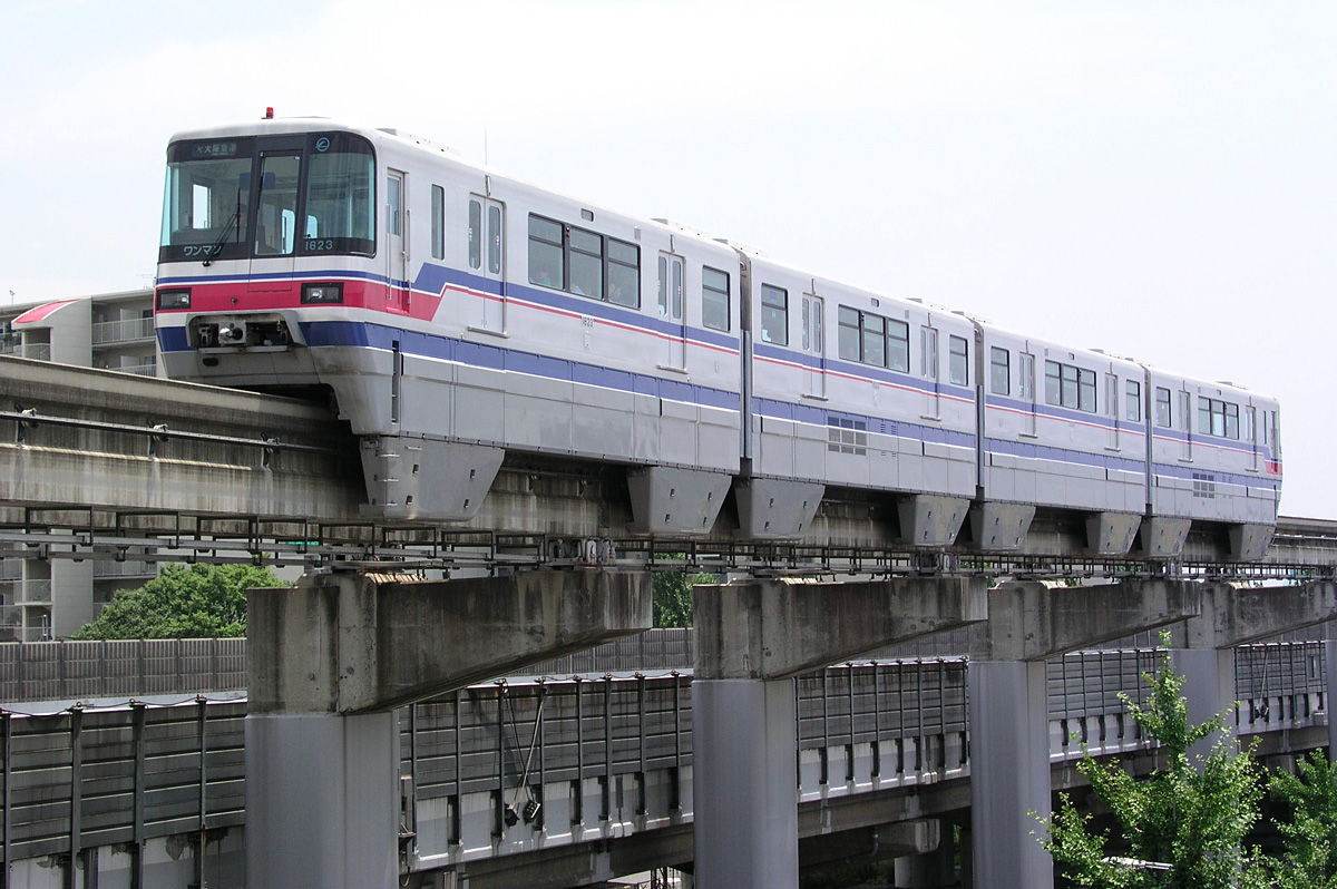 Osaka, Hitachi 1000 Series (Osaka) # 23F; Osaka — Monorail