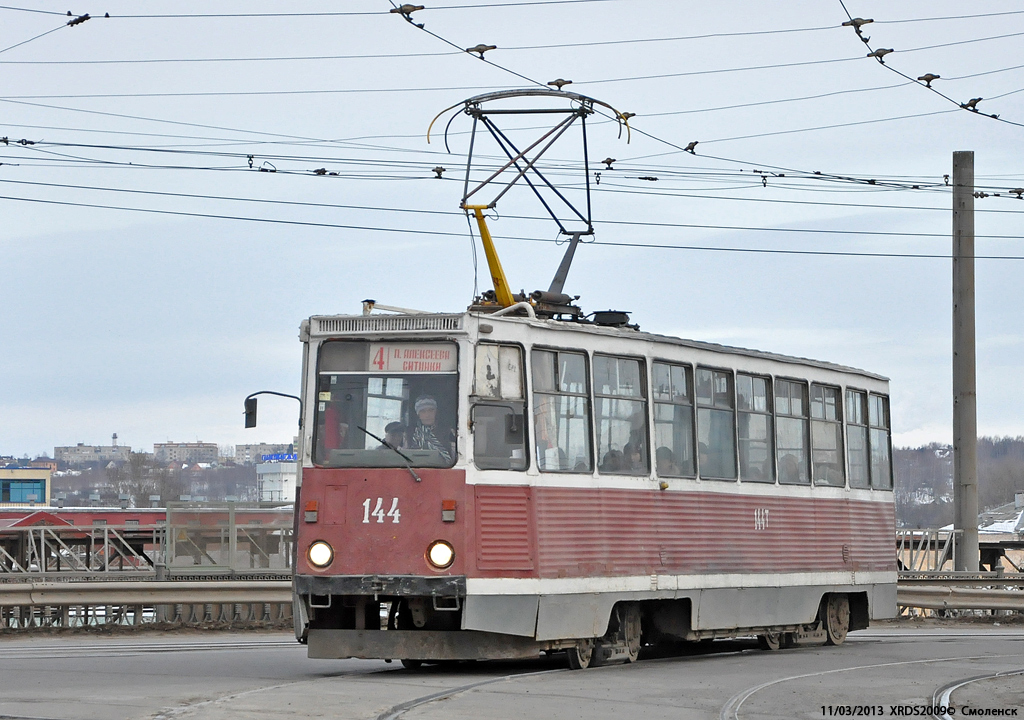 Smolensk, 71-605 (KTM-5M3) č. 144