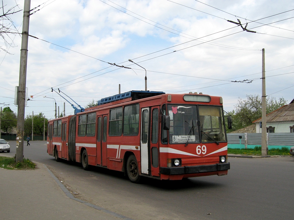 Poltava, YMZ T1 č. 69