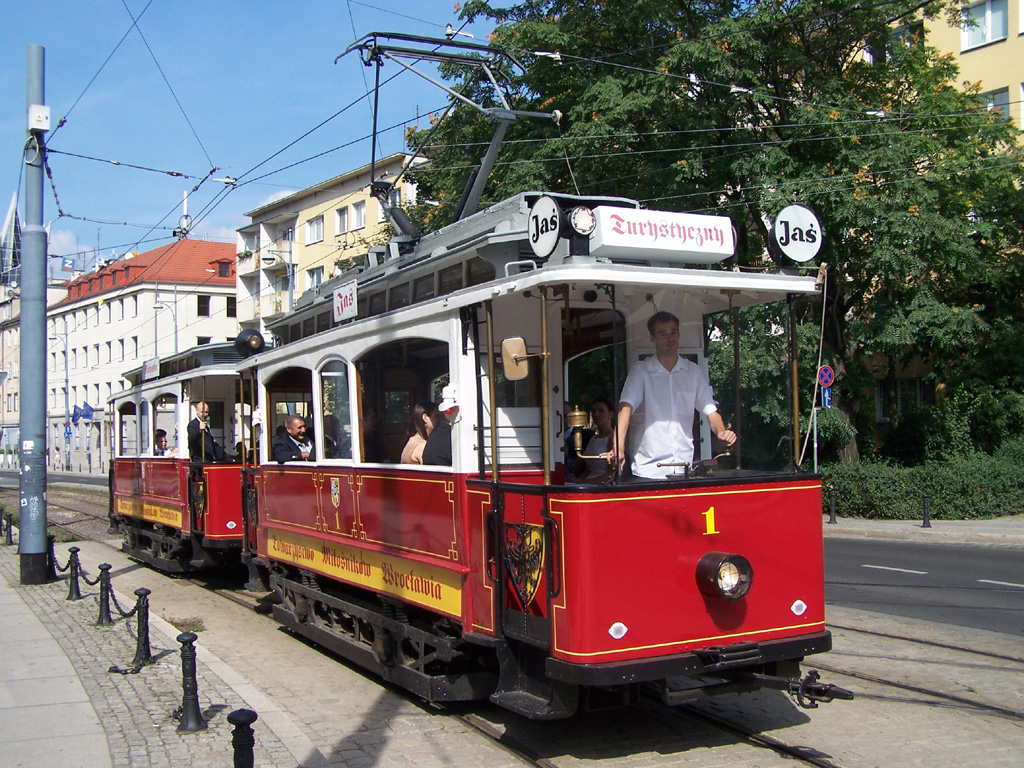 Wrocław, Berolina 2-axle motor car # 1